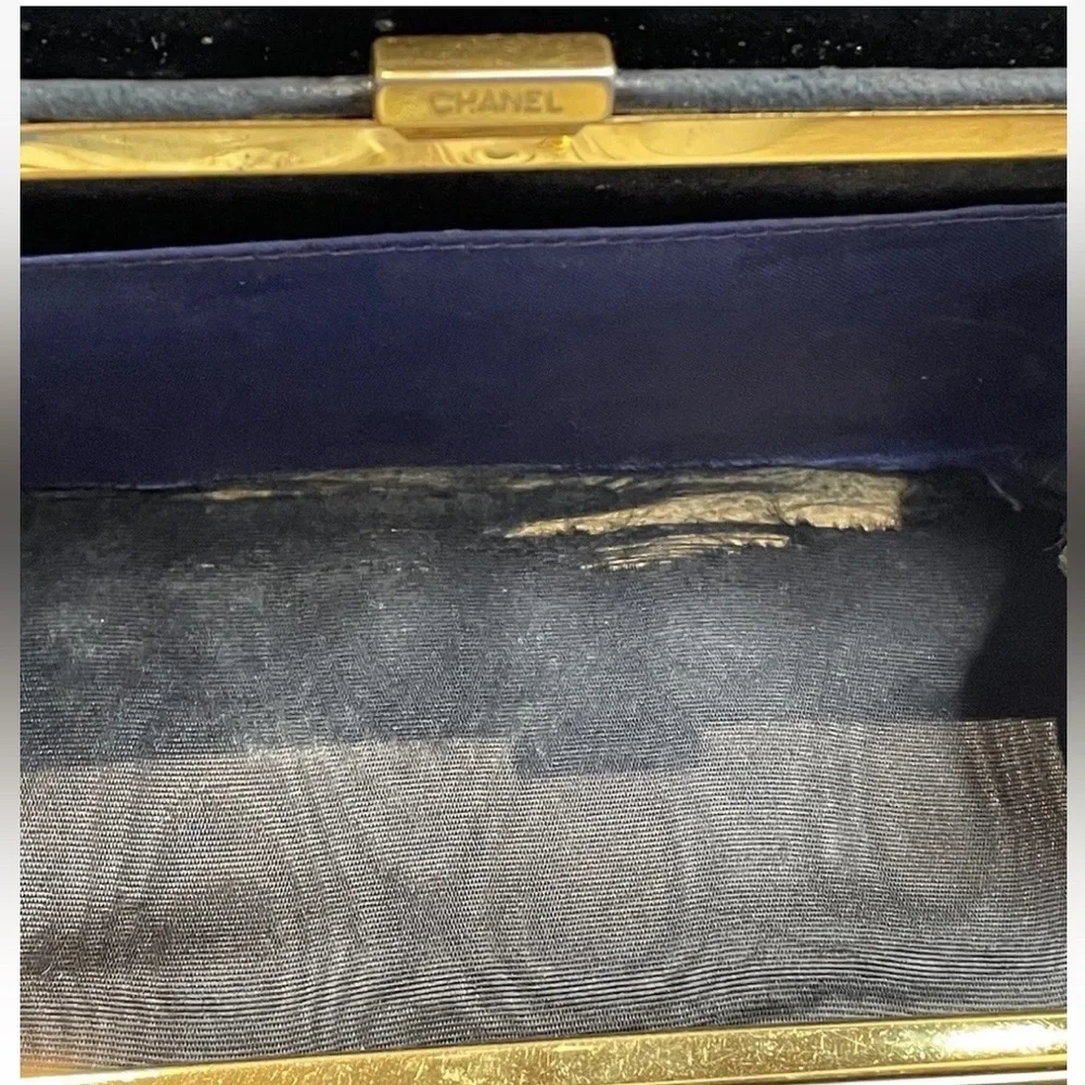 SOLD Vintage Chanel CC Black Caviar Leather Continental Long Wallet Clutch - Picture 16 of 16